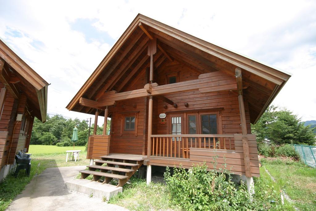 Log Cottage Tomato Hakuba Exterior photo